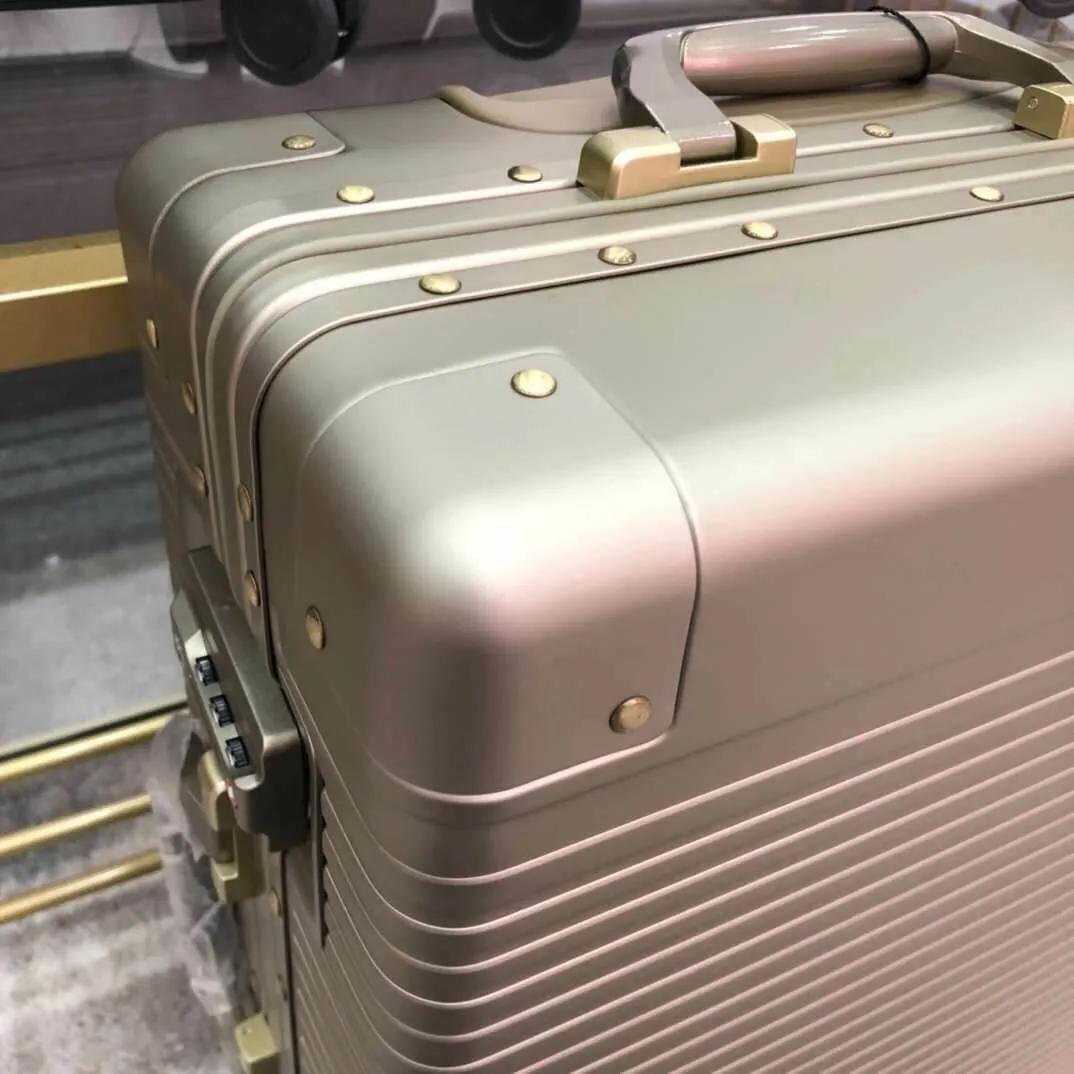 Gucci Aluminum Travel Suitcase ( 3 Colors )