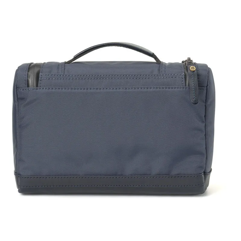 Johnston & Murphy Hudson Waterproof Travel Kit